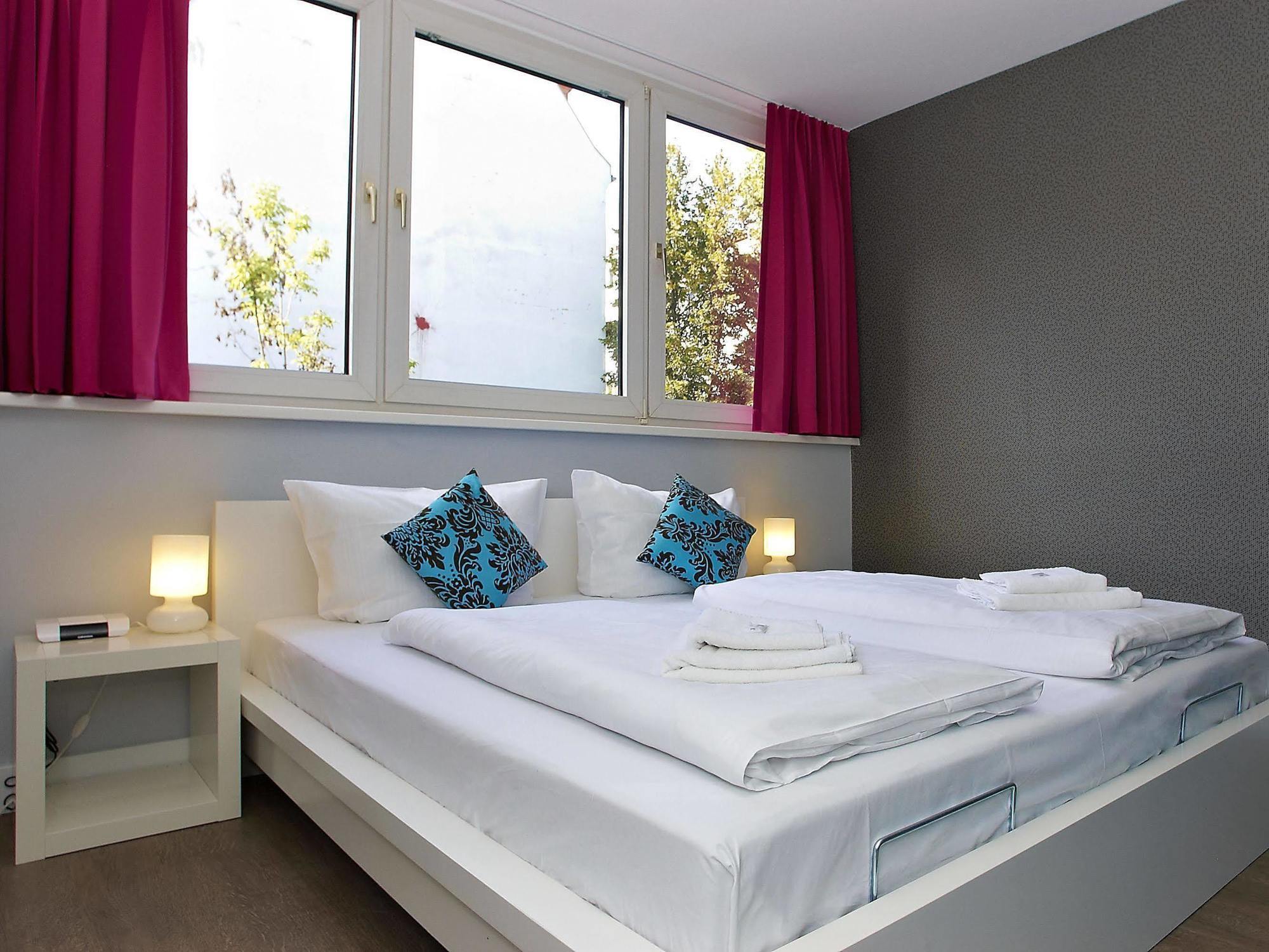 Apartmenthouse - Am Goerlitzer Park Berlim